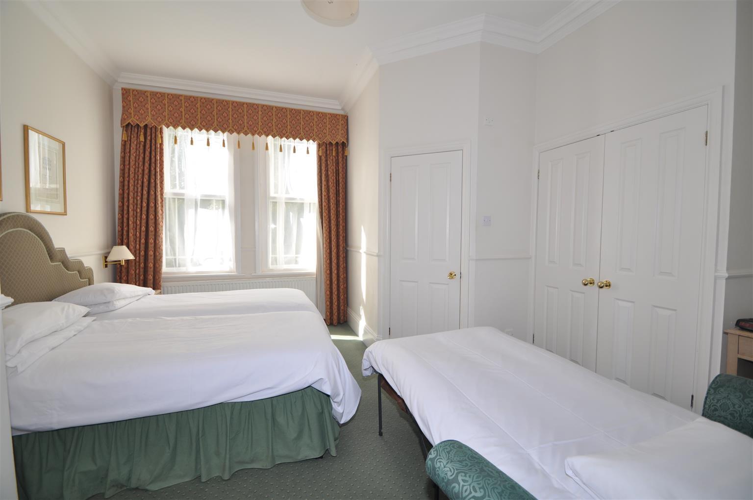 Montague Hotel Борнмут Екстер'єр фото